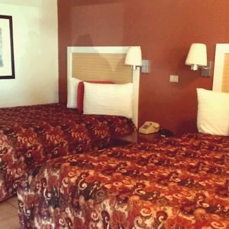 Brunner'S Inn And Suites El Centro Luaran gambar